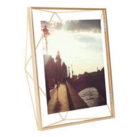PHOTO DISPLAY Prisma, Messing - Messingfarben, Metall (25.4/7.62/30.48cm)