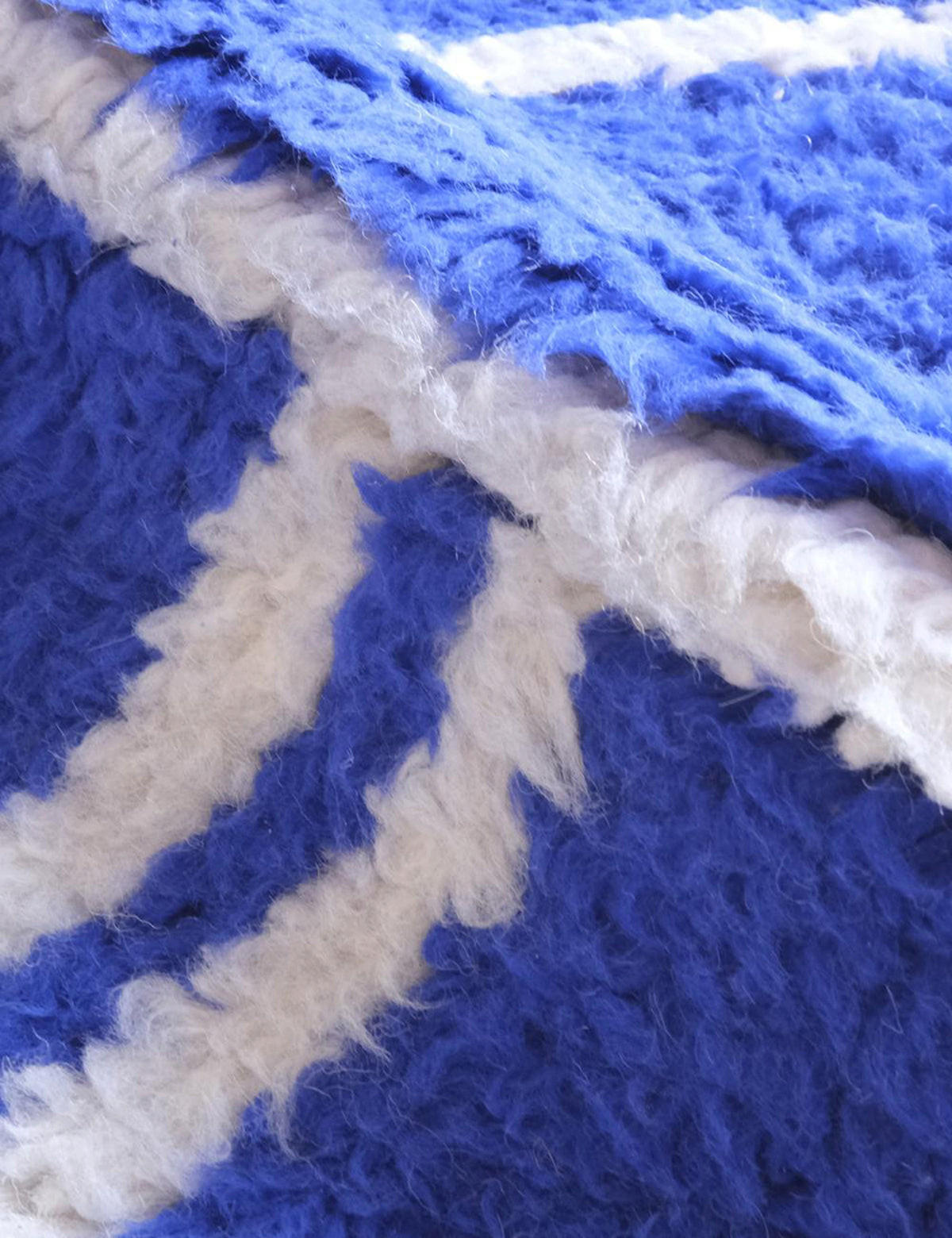 BERBERTEPPICH mit grafischen Linien aus Wolle 140x 200 cm - Blau, Naturmaterialien (140/200cm) - AFK Living