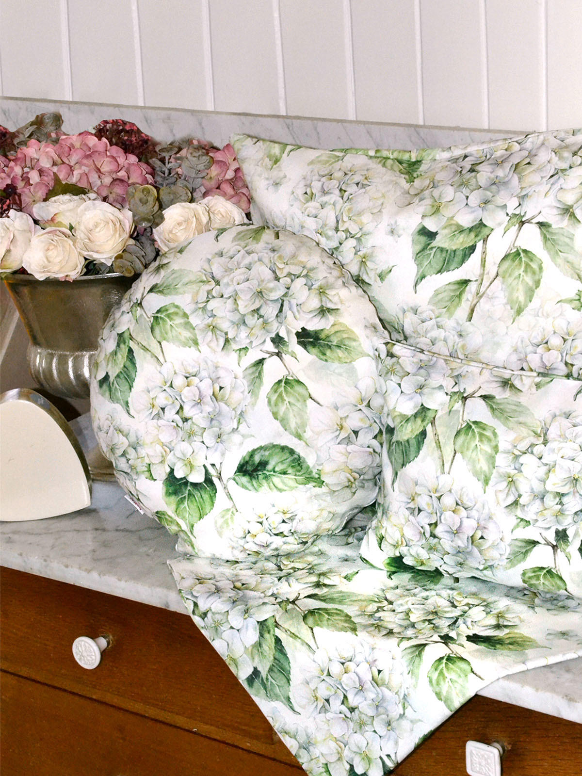 XS-MITTELDECKE Landlust-Hortensie weiß 60/60 cm - Weiß/Grün, Textil (60/60cm) - beties Heimtextil