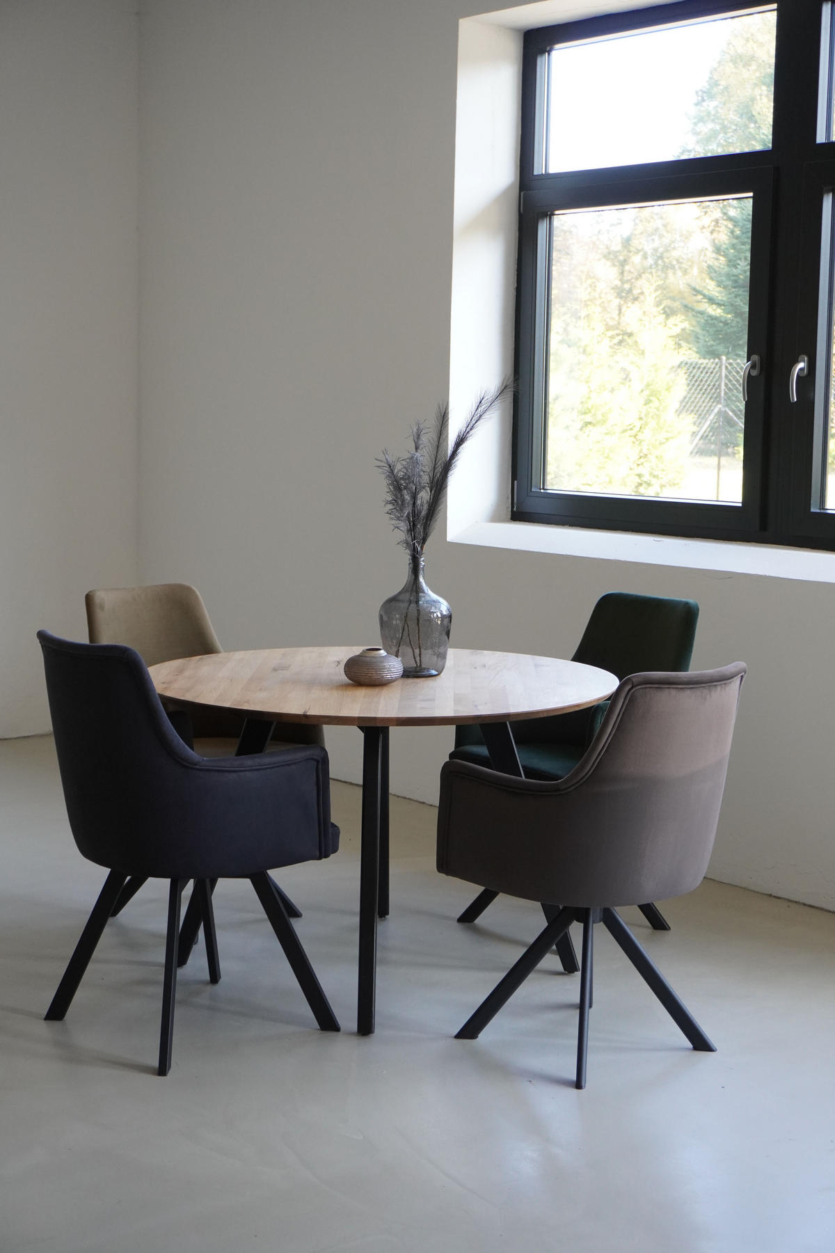 ARMLEHNENSTUHL Sello schlamm mit S-Fuß drehbar - Schlammfarben/Schwarz, Textil/Metall (55/90/58cm) - INKA furniture