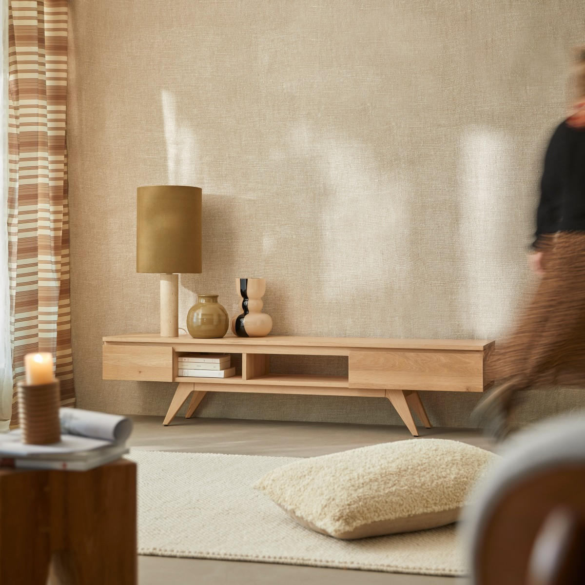 TV-SCHRANK Esmée Natur aus Eiche - Naturfarben, Holz (177/40/35cm) - Tikamoon