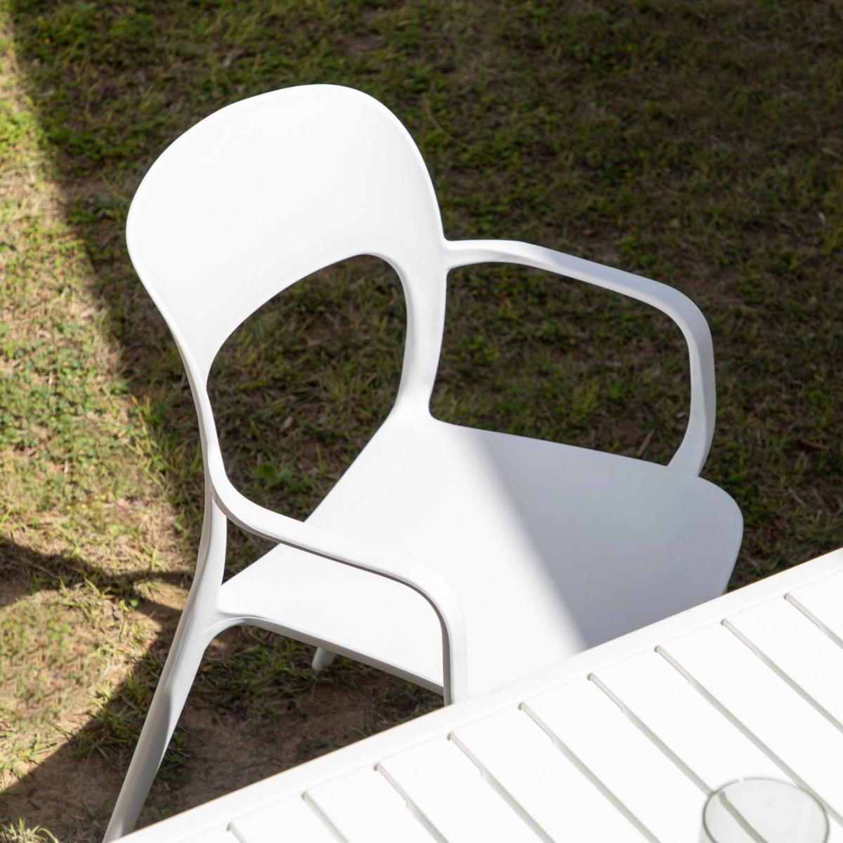 STUHL FÜR DRAUSSEN Klint Weiß 53 cm x 83 cm - Weiß, Kunststoff (53/83/56cm) - Klast Home