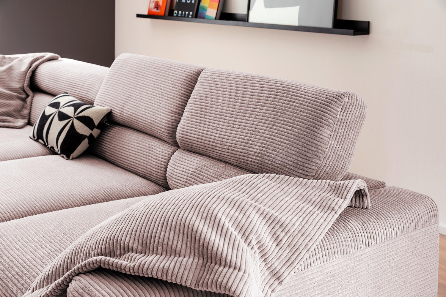 ECKSOFA MIT MOTORISCHEM SITZVORZUG DELIA Pink Cord - Pink/Schwarz, Textil/Metall (312/219cm) - KAWOLA
