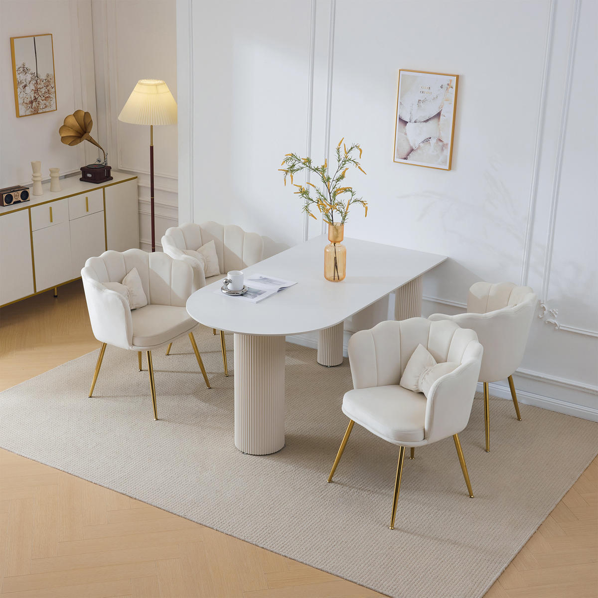 STUHL SET 4-TEILIG Samt Polster Blütenblatt-Rücken Goldfüße & Kissen Beige - Beige, Holz (62/43/54cm) - FLIEKS