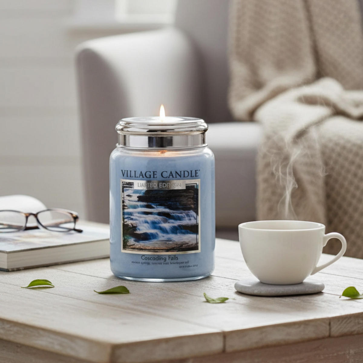 DUFTKERZE Cascading Falls Blau 602 g Glas - Blau, Glas (10/15cm) - Village Candle