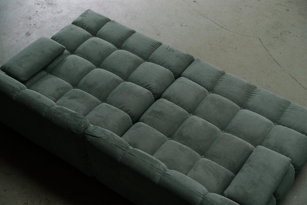 BIG SOFA VIVIEN Smaragdgrün Cord - Smaragdgrün/Schwarz, Kunststoff/Textil (296/85/178cm) - KAWOLA