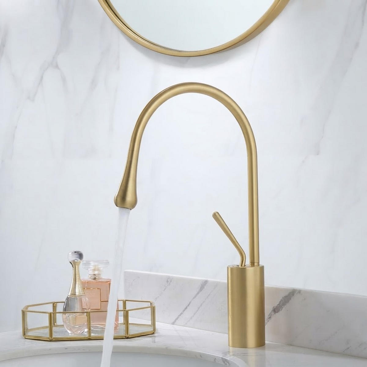 BADEZIMMERARMATUR, 35 x21 cm, gold - Goldfarben, Metall (49/7/26cm) - Vallsero
