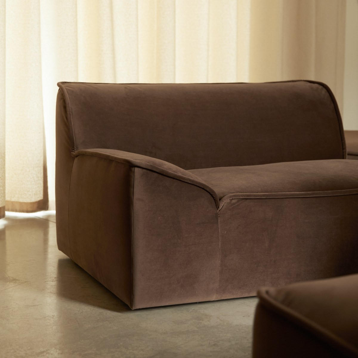 SOFA Quinto Braun aus Stoff - Braun, Textil (240/73/96cm) - Tikamoon