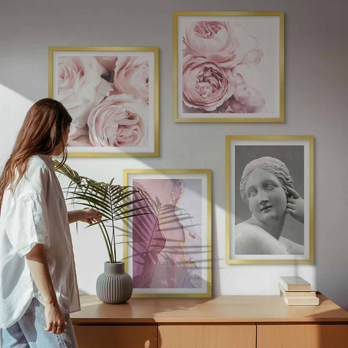 BILDER SET 4er Set - 50x50 cm & 40x60 cm Goldrahmen - Pfingstrosenskulptur einer Frau - Goldfarben, Kunststoff (50/50cm) - TULUP