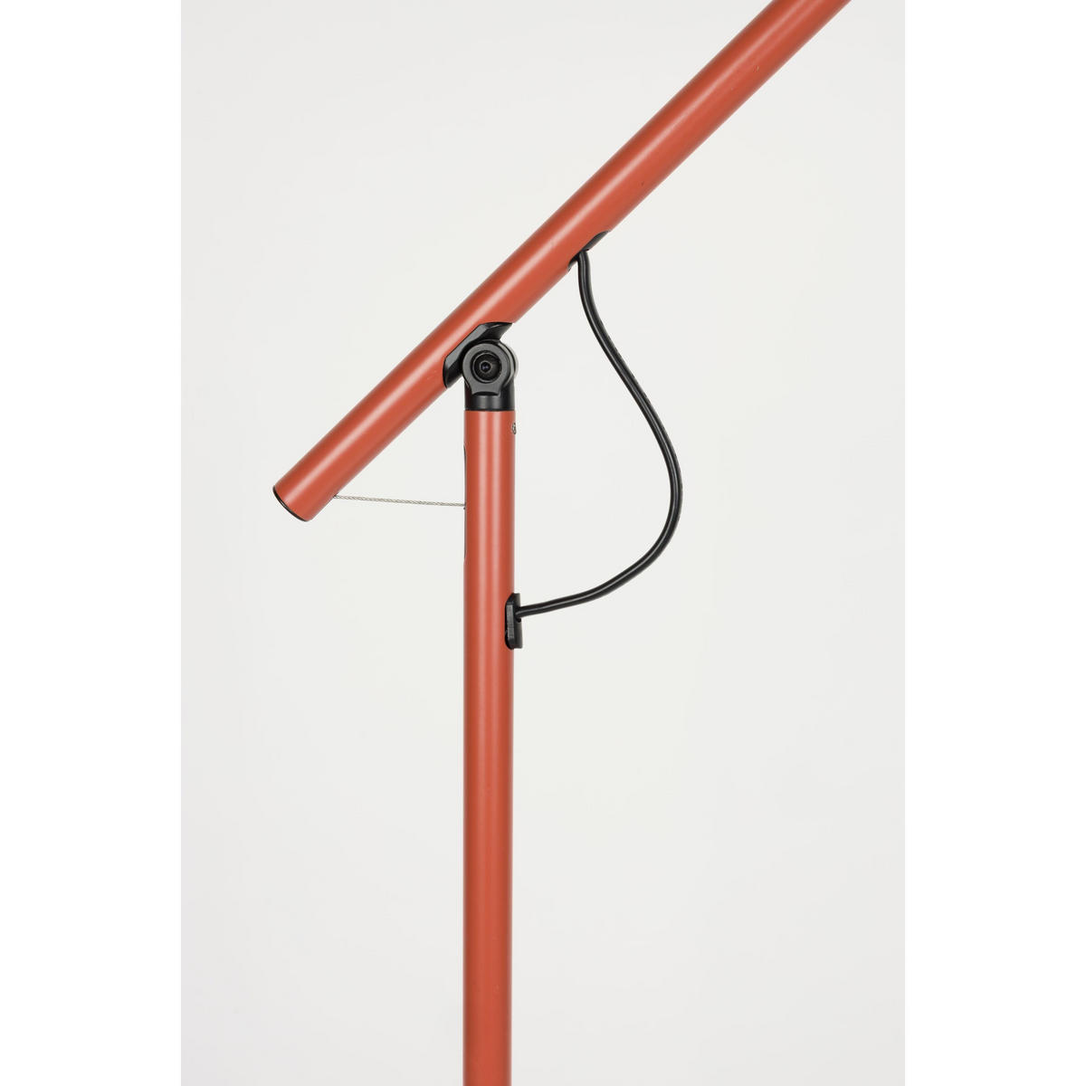 STEHLAMPE Aero Rot - Rot, Metall (57.5/25/120cm) - Housecraft Living