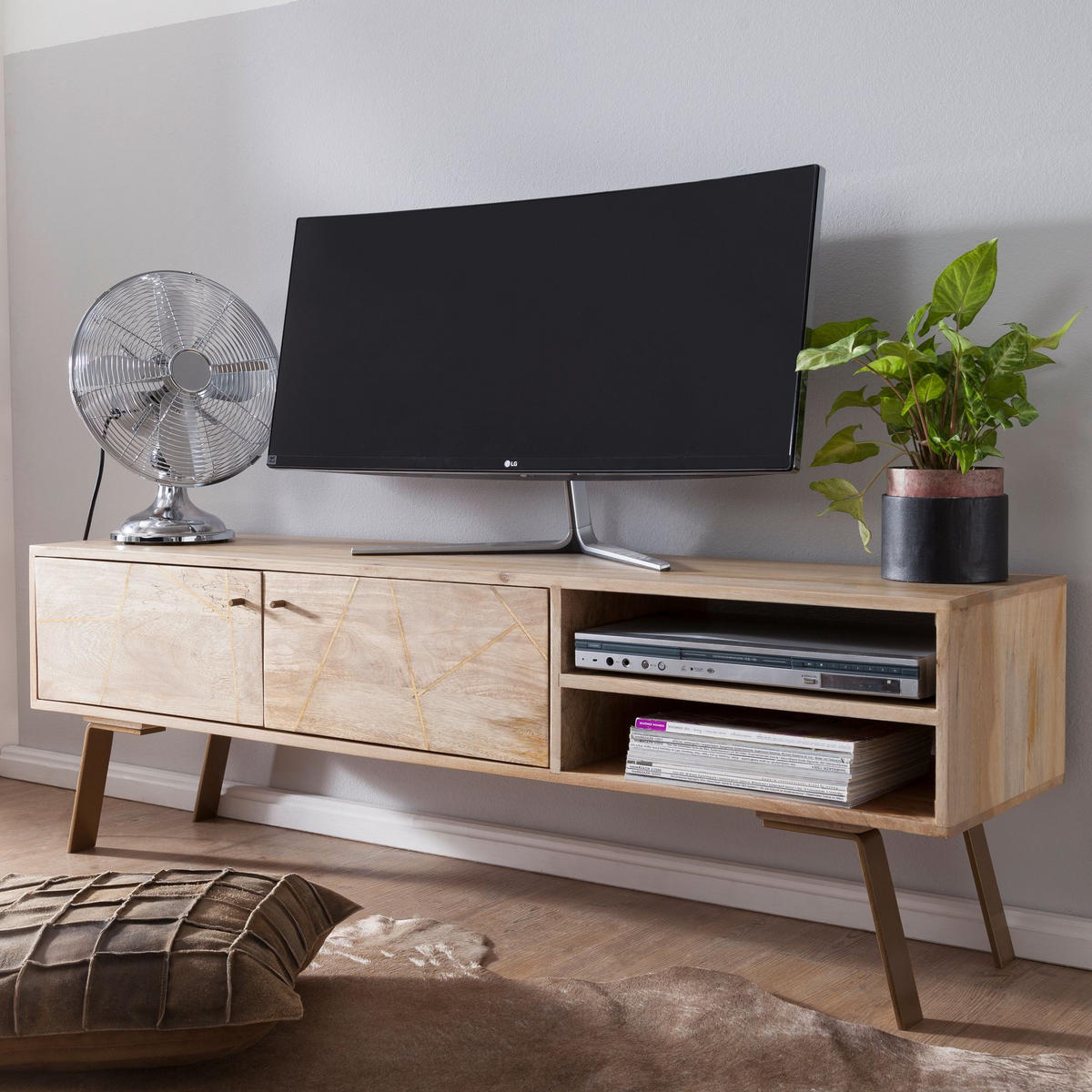 LOWBOARD Mango Massivholz Metall Landhausstil Modell Garda für Fernseher bis 55 Zoll - Goldfarben/Braun, Holz/Metall (145/47/35cm) - KADIMA DESIGN