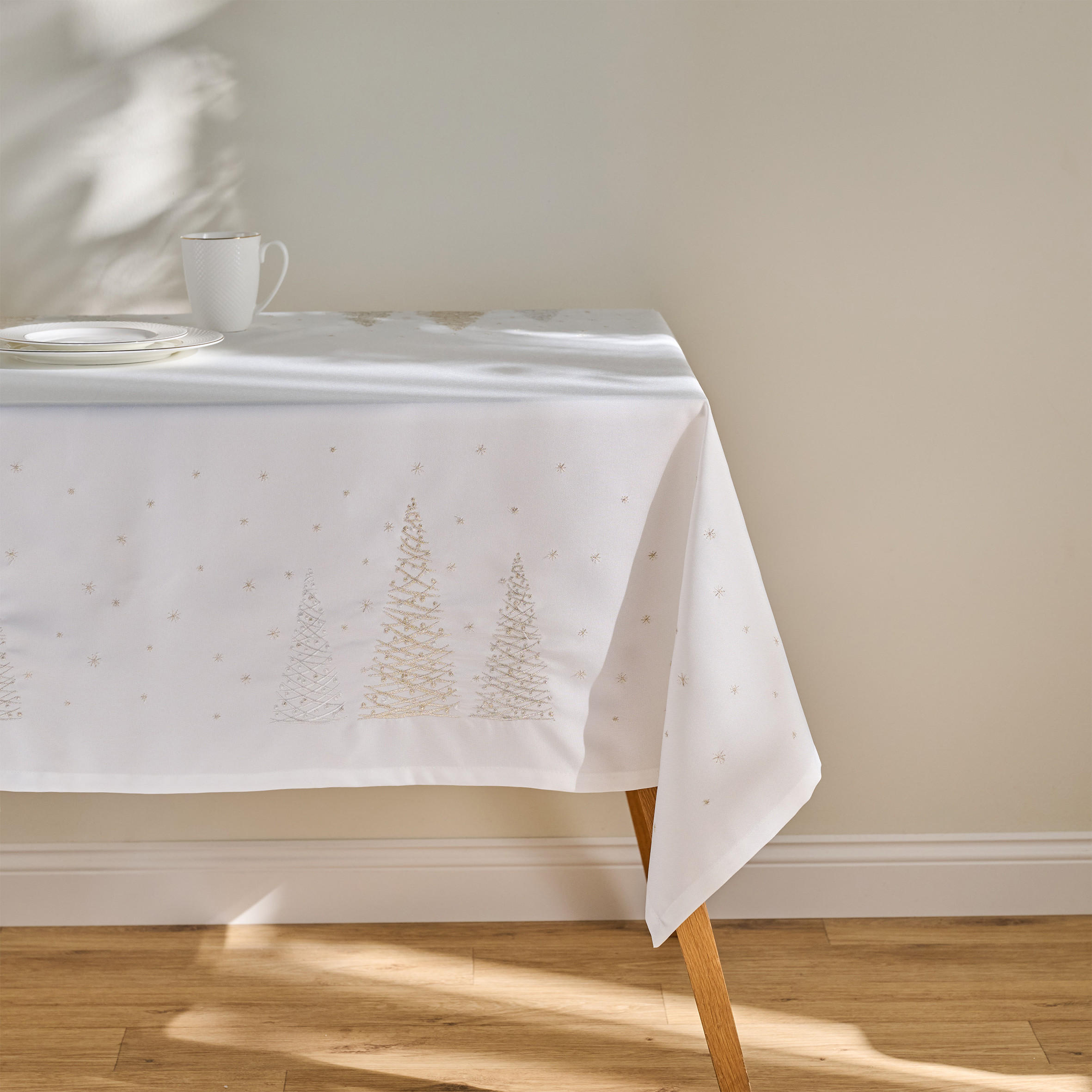 TISCHDECKE Navore 150 x 220cm, Weiß, Dekorative Tischdeko Weihnacheten, Weihnachtsdeko, Christmas - Weiß, Textil (220/150/1cm) - home&you