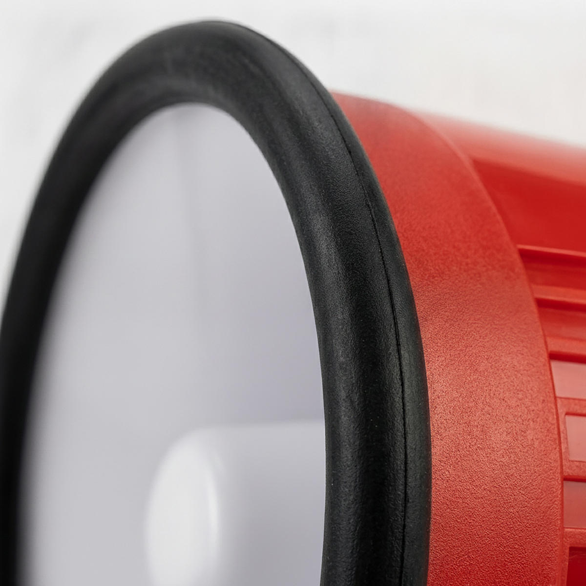 MEGAFON Bílý plast dosah 200 m - bílá, plast (13.5/21/22cm) - Relaxdays