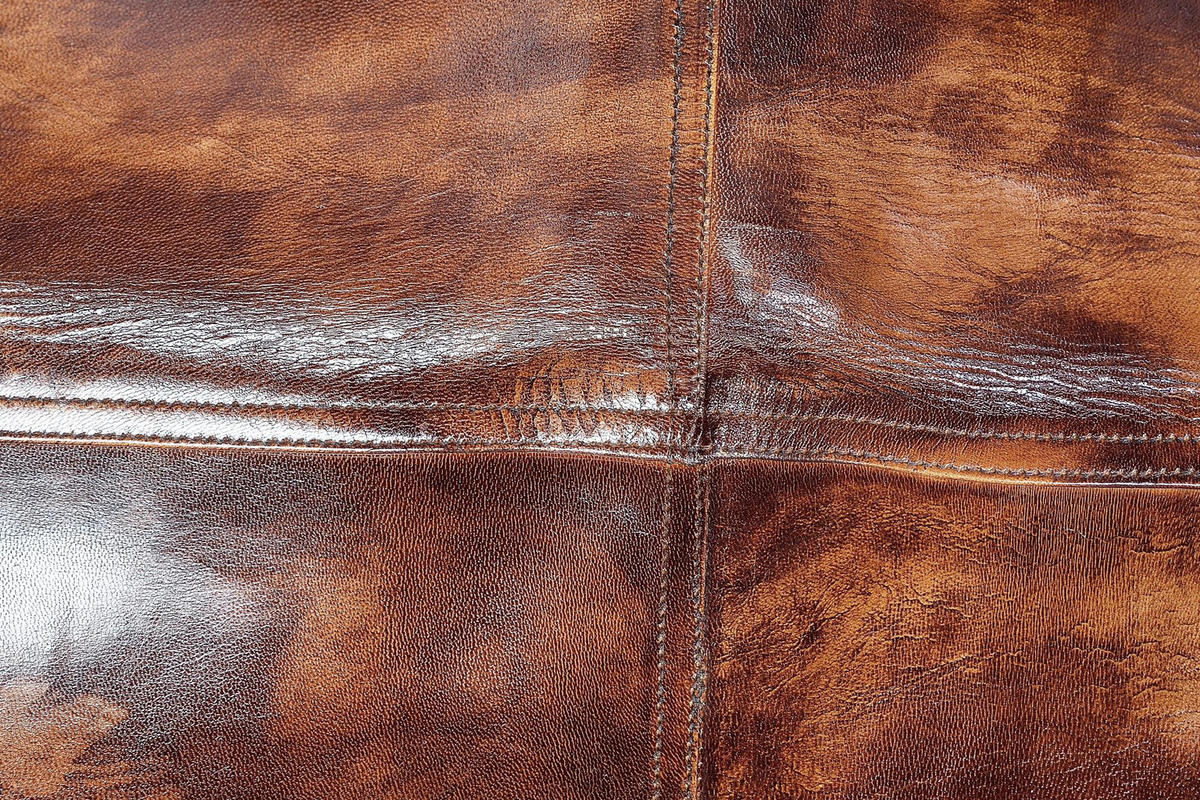 STUHL aus Leder und Metall - Braun, Fell (72/95/68cm) - Giner y Colomer
