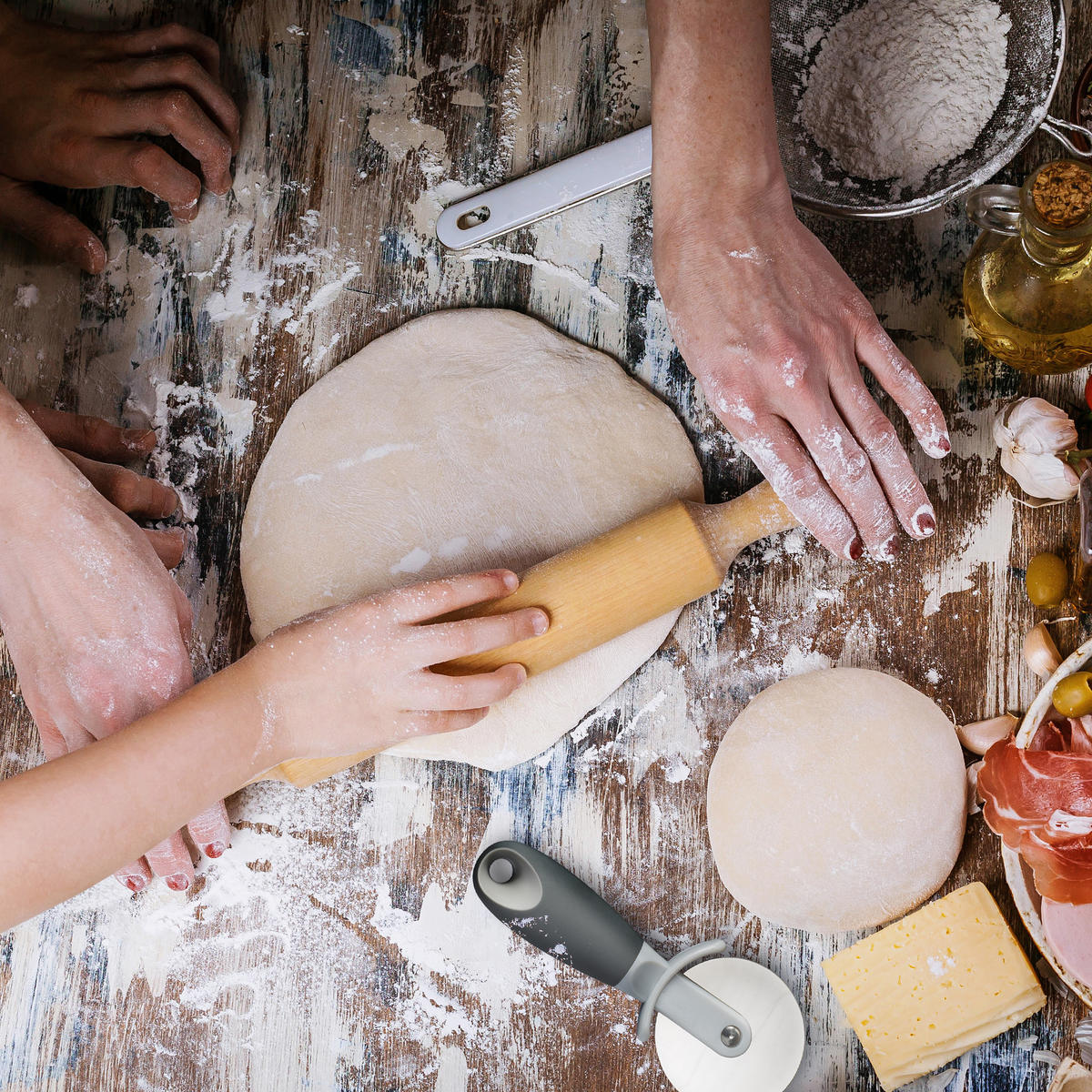 2XPIZZASCHNEIDER - Multicolor, Kunststoff/Metall (8/18.5/4cm) - Relaxdays