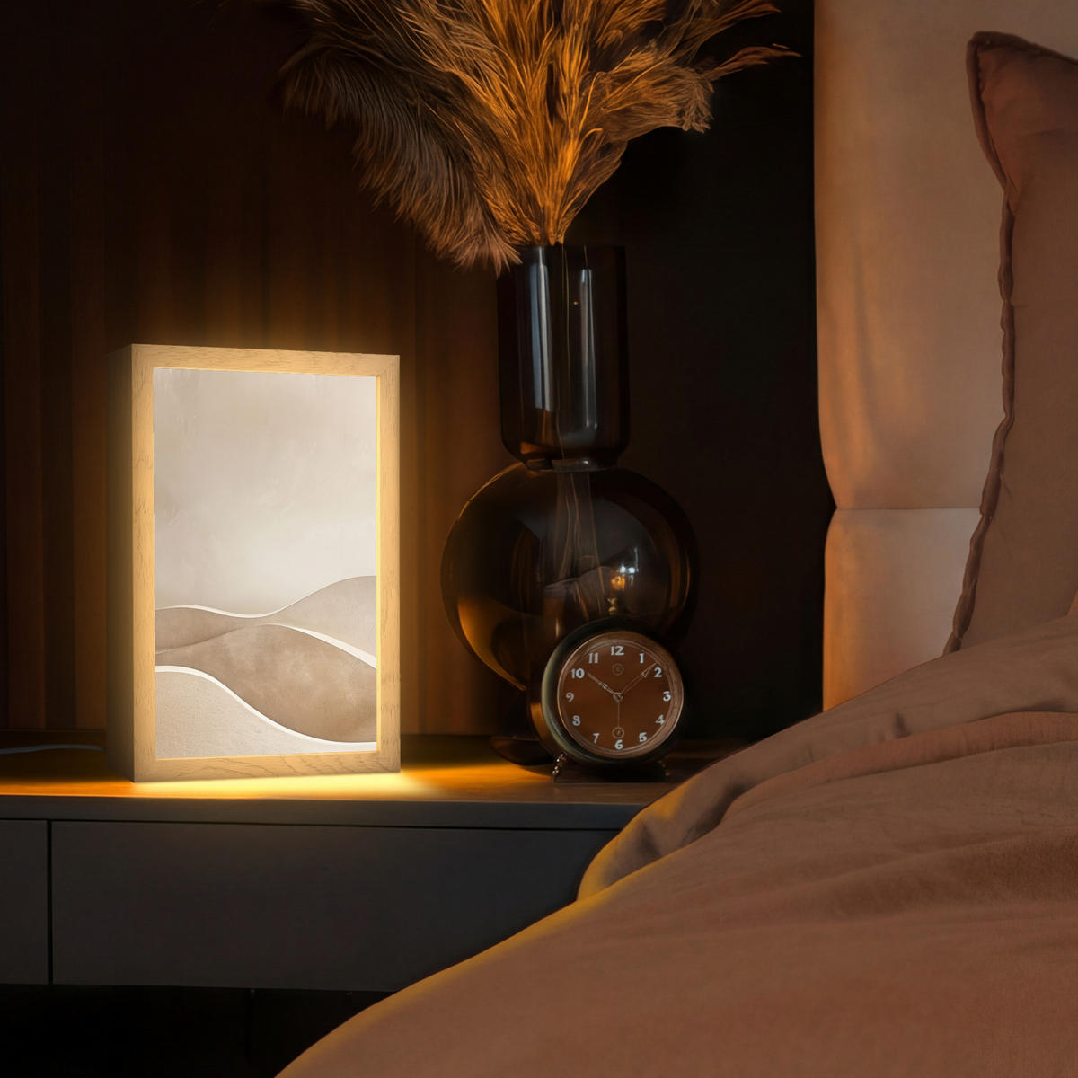 STOLNÍ LAMPA Béžová - Příroda - Abstraktní - Moderní 20x30 cm - šampaňská, kompozitní dřevo (8/20/30cm) - OnlyWow