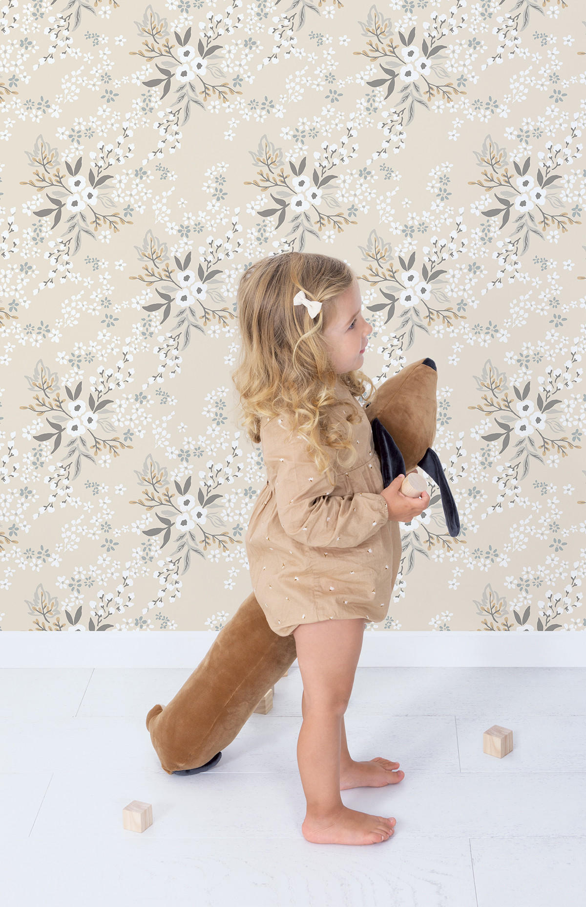 VLIESTAPETE Braylynn Blumen 50 cm x 10 m beige Hintergrund - Beige, Papier (50/1000cm) - Lilipinso