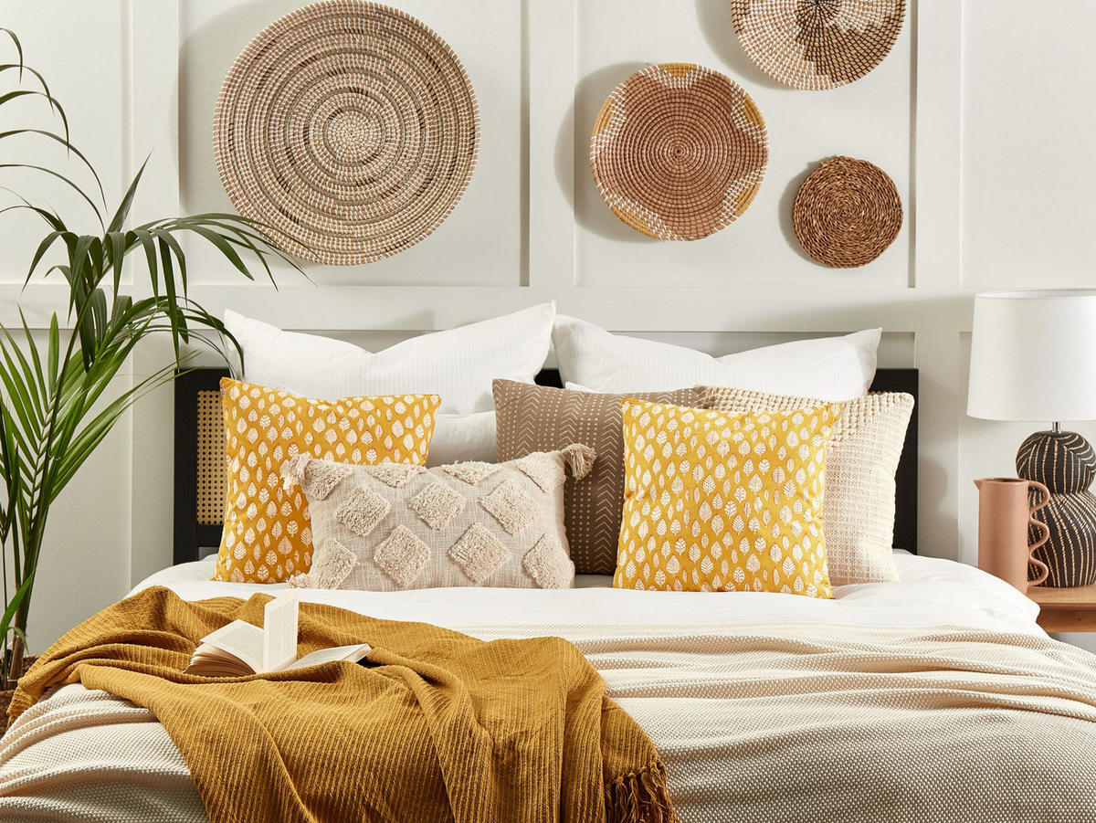 DEKOKISSEN 2er-Set Senfgelb 45/45 cm Ginnala - Dunkelgelb, Naturmaterialen/Textil (45/45cm) - Beliani