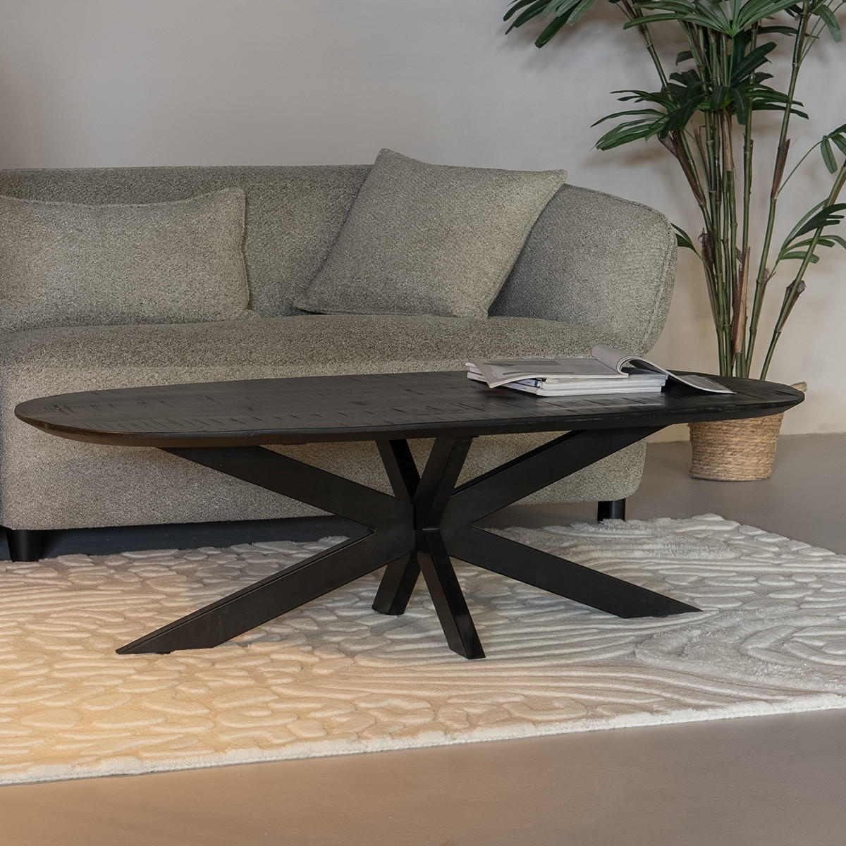 COUCHTISCH oval aus Mangoholz 130cm, schwarz - Schwarz, Holz (130/70/40cm) - Giga Meubel