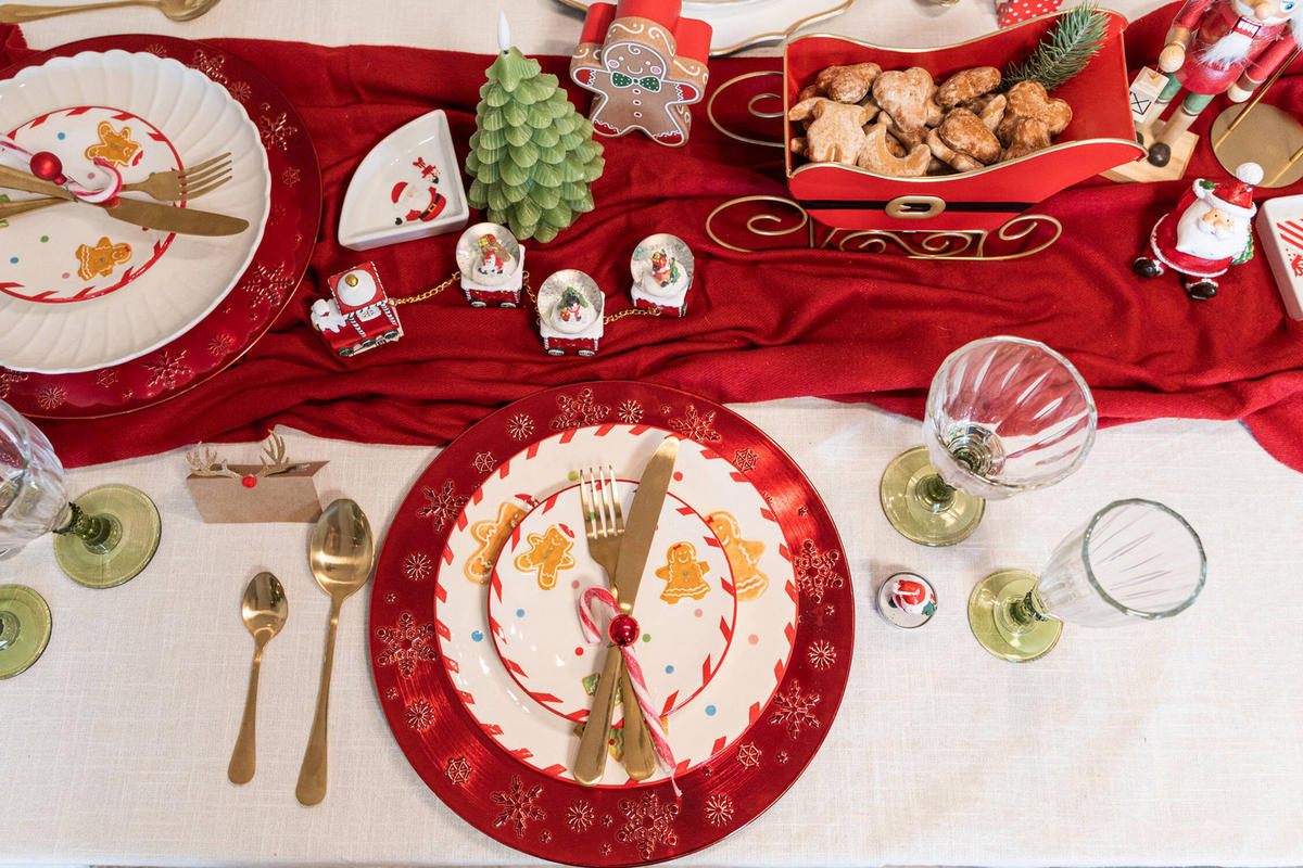 WEIHNACHTSTELLER Gingerbread 16 cm - Weiß, Keramik (16.5/2.1/16.5cm) - Home Styling Collection