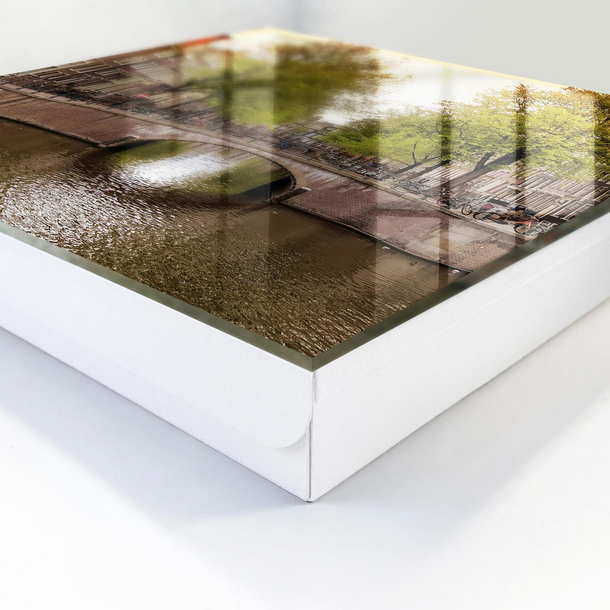 SCHLÜSSELBOX Weiß 30x30 cm – Türöffnung nach rechts - Stadtkanal - Grün, Metall (30/30/5cm) - TULUP