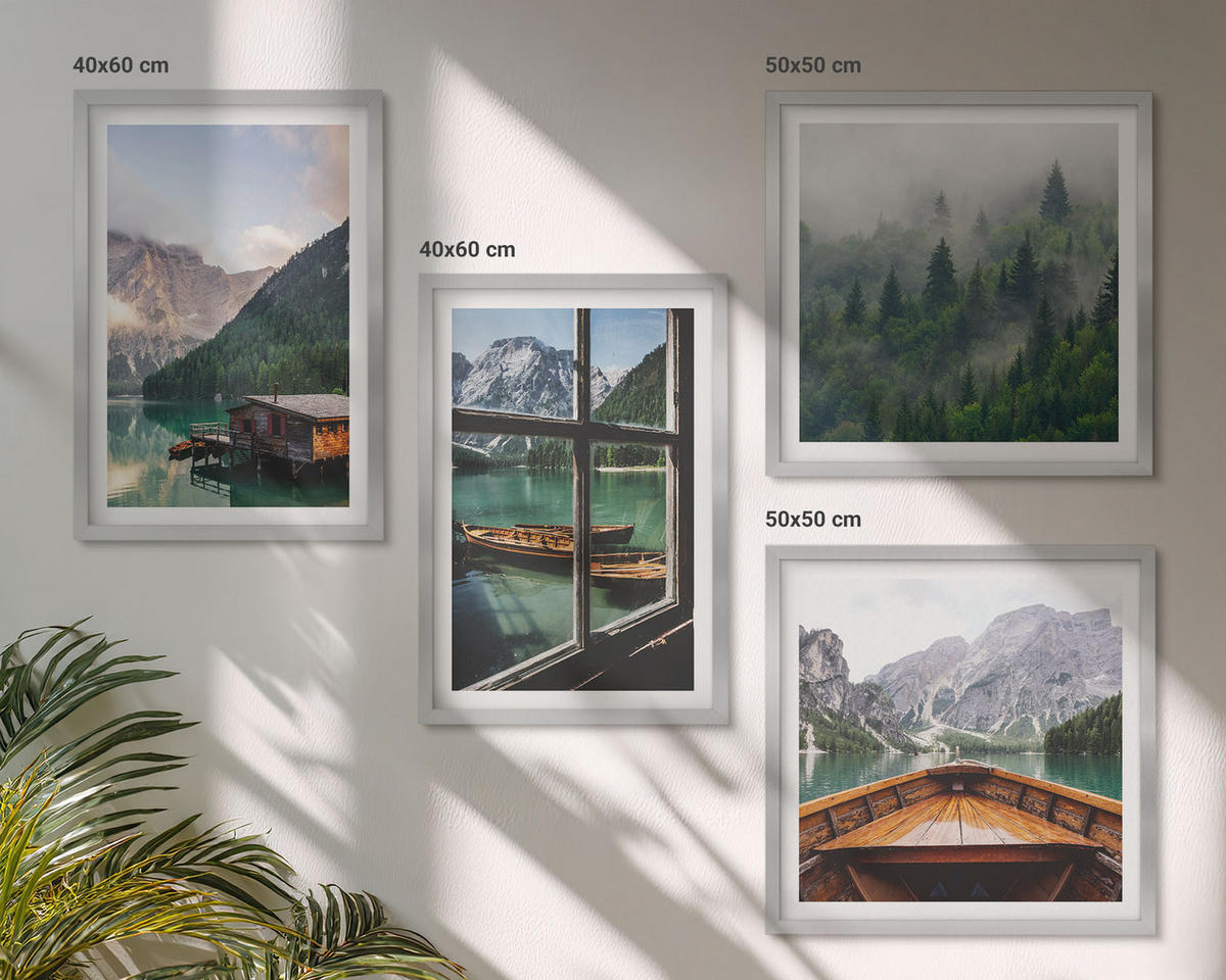 BILDER SET 4er Set - 50x50 cm & 40x60 cm Silberner Rahmen - Hütten am Bergsee Łódź - Silberfarben, Kunststoff (50/50cm) - TULUP