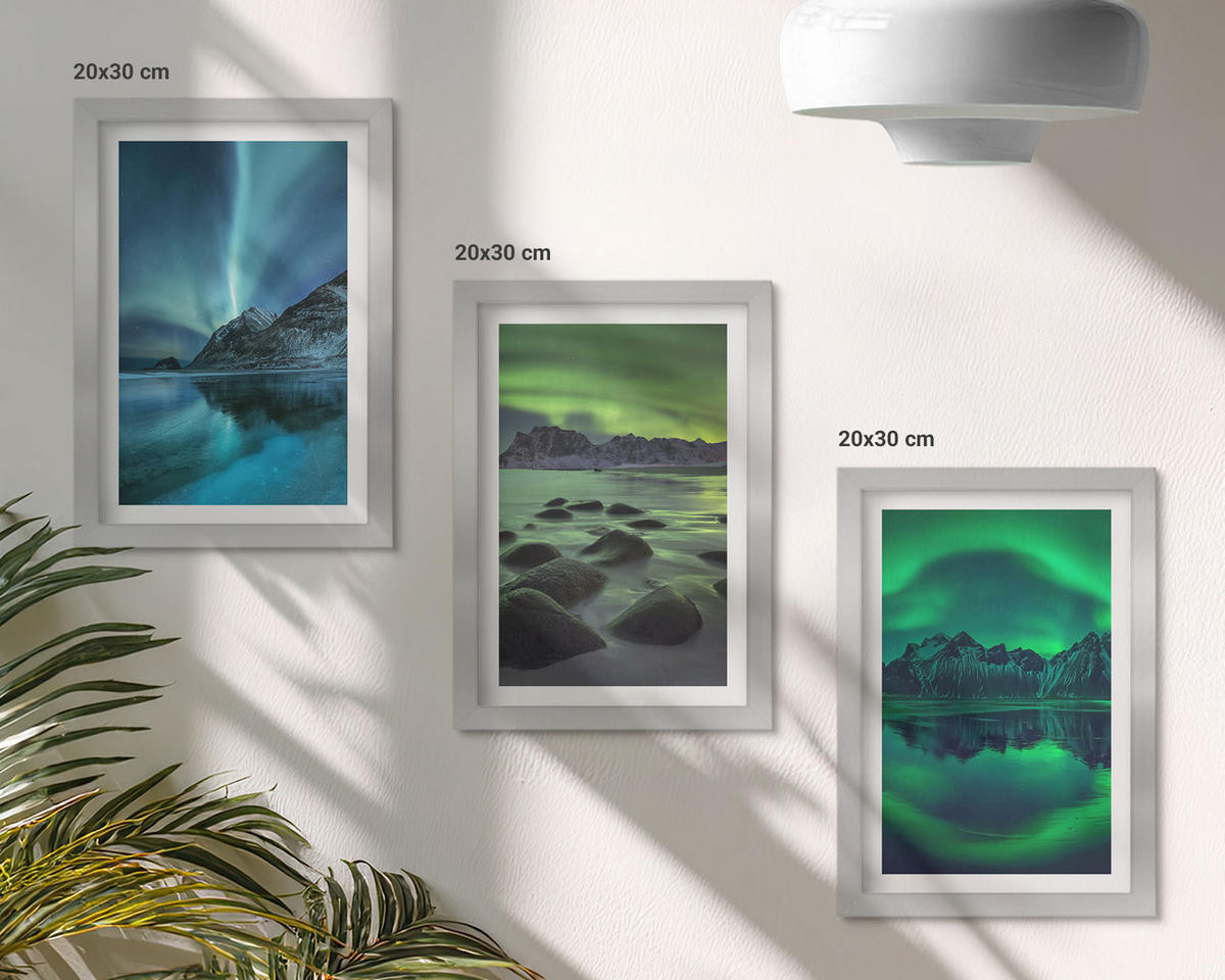 BILDER SET 3er Set - 20x30 cm Silberner Rahmen - Winterlandschaft der Aurora borealis - Silberfarben, Kunststoff (20/30cm) - TULUP