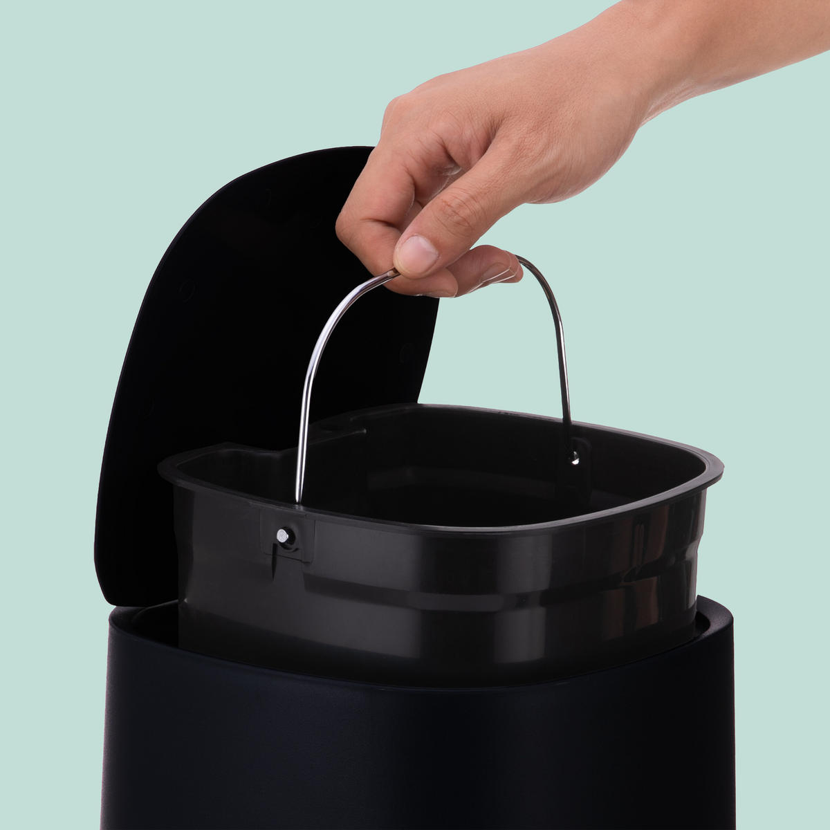 BAD-MÜLLEIMER - Schwarz, Kunststoff/Metall (21.5/25/21.5cm) - Relaxdays