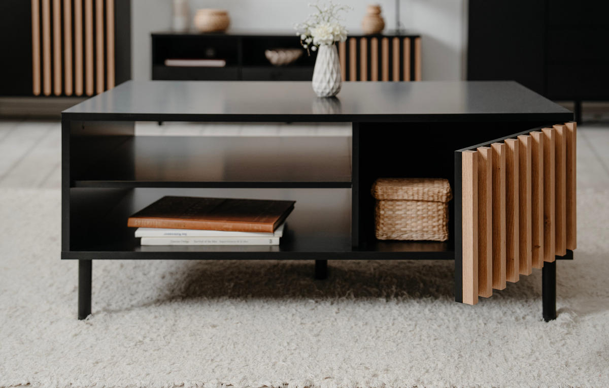 COUCHTISCH schwarz, Eiche 110 cm, Wohnzimmertisch mit Stauraum - Schwarz/Eiche Artisan, Holzwerkstoff/Metall (67/110.5/47cm) - Furn.Design