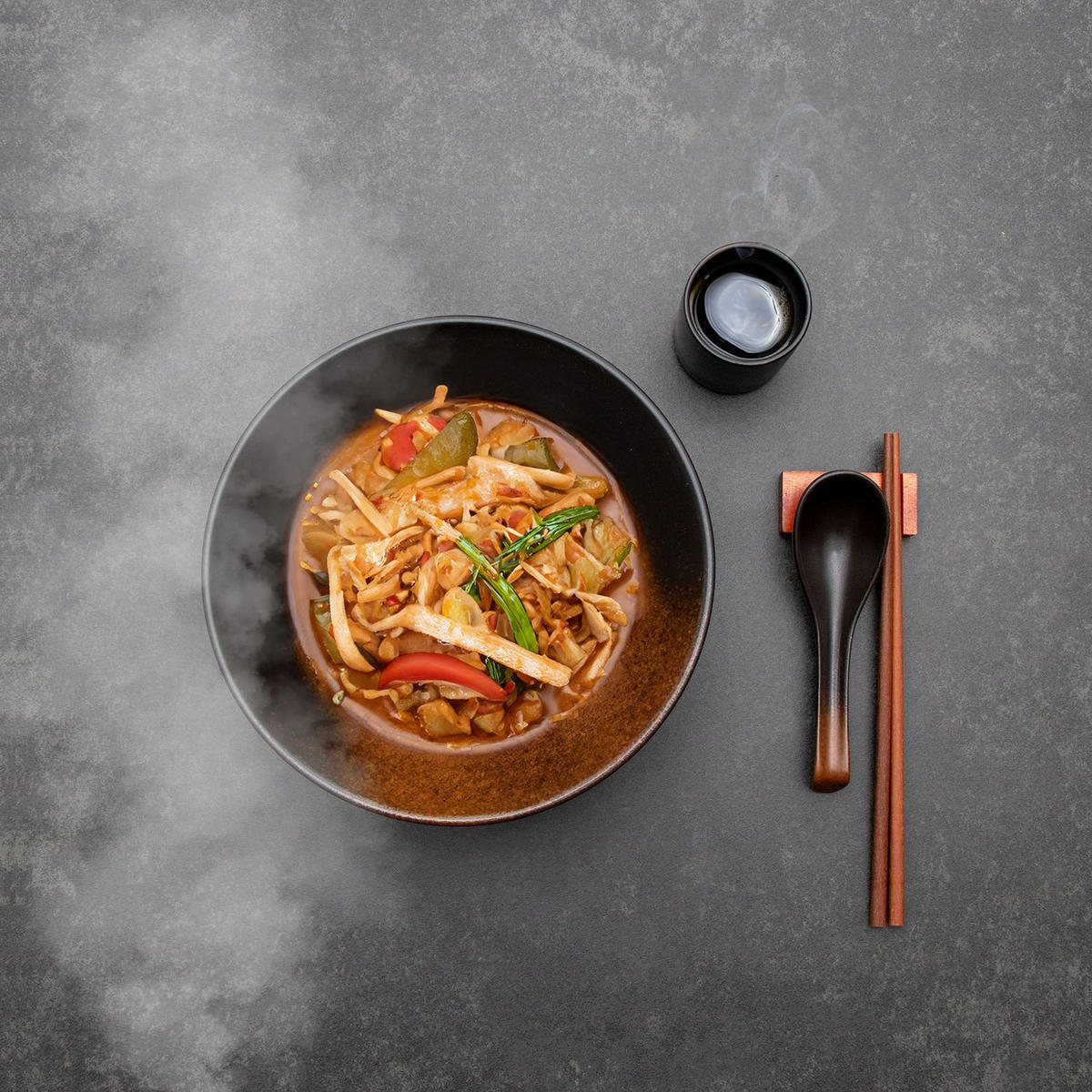 RAMEN SCHÜSSEL SET für 2 Personen aus Keramik - Schwarz, Keramik - Intirilife