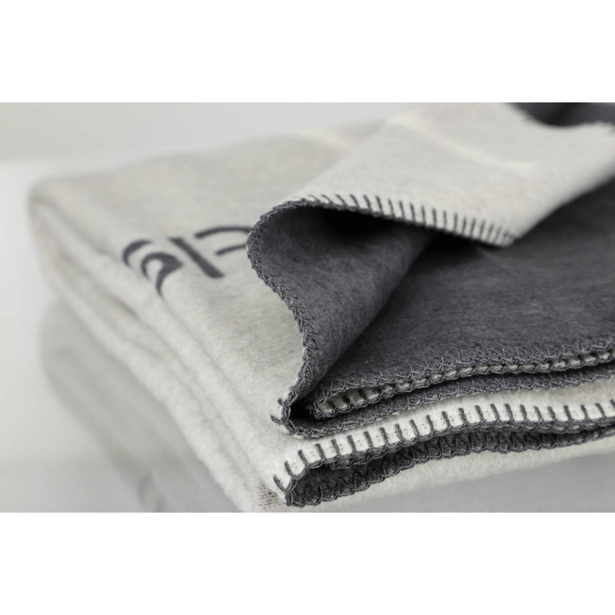 WOHNDECKE FUN - Grau, Textil (130/170cm) - Esprit