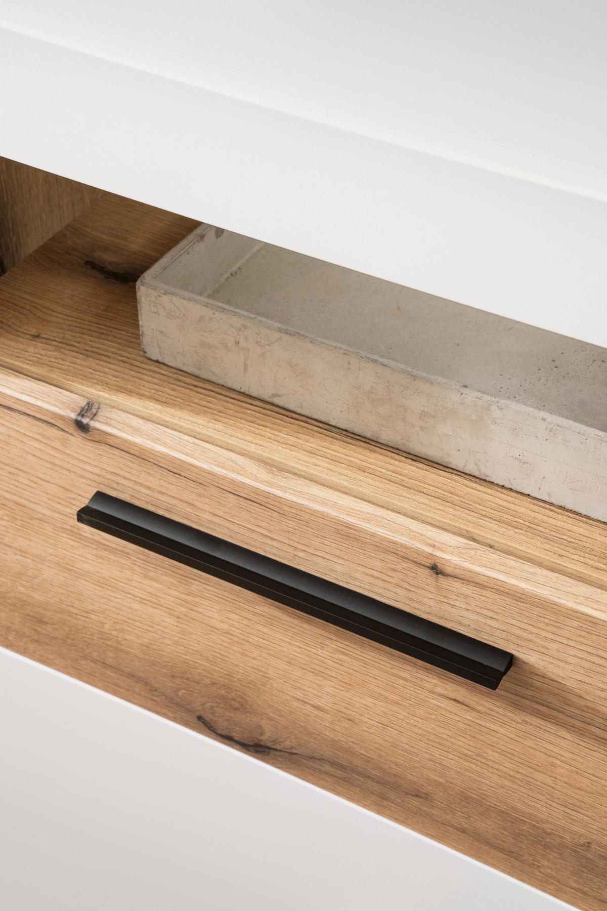 SIDEBOARD weiß matt, Evoke Eiche, Kommode 205 cm, Soft-Close-Funktion - Eichefarben/Silberfarben, Holzwerkstoff/Kunststoff (205/87/40cm)