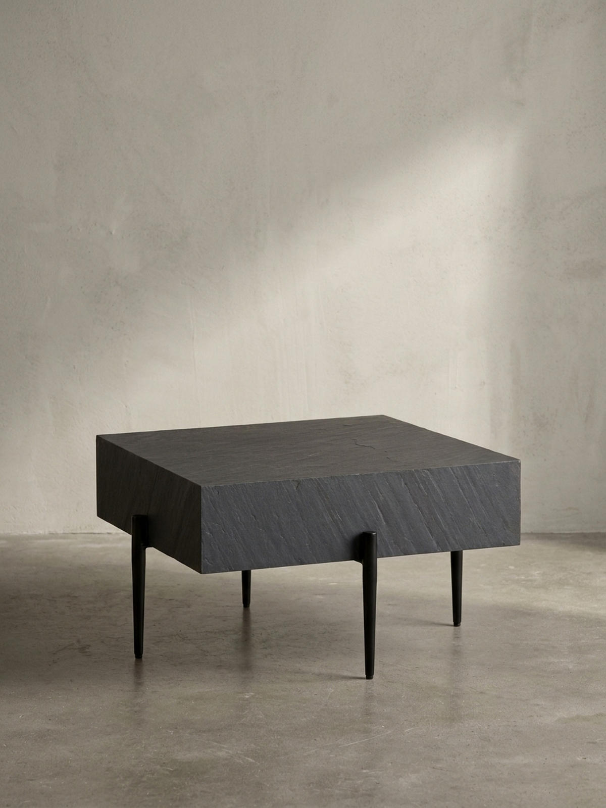 COUCHTISCH Quadratisch Anthrazit Steinoptik Metall 64x64x35 cm Modern Massiv - Schwarz/Grau, Holz/Metall (64/64/35cm) - KADIMA DESIGN
