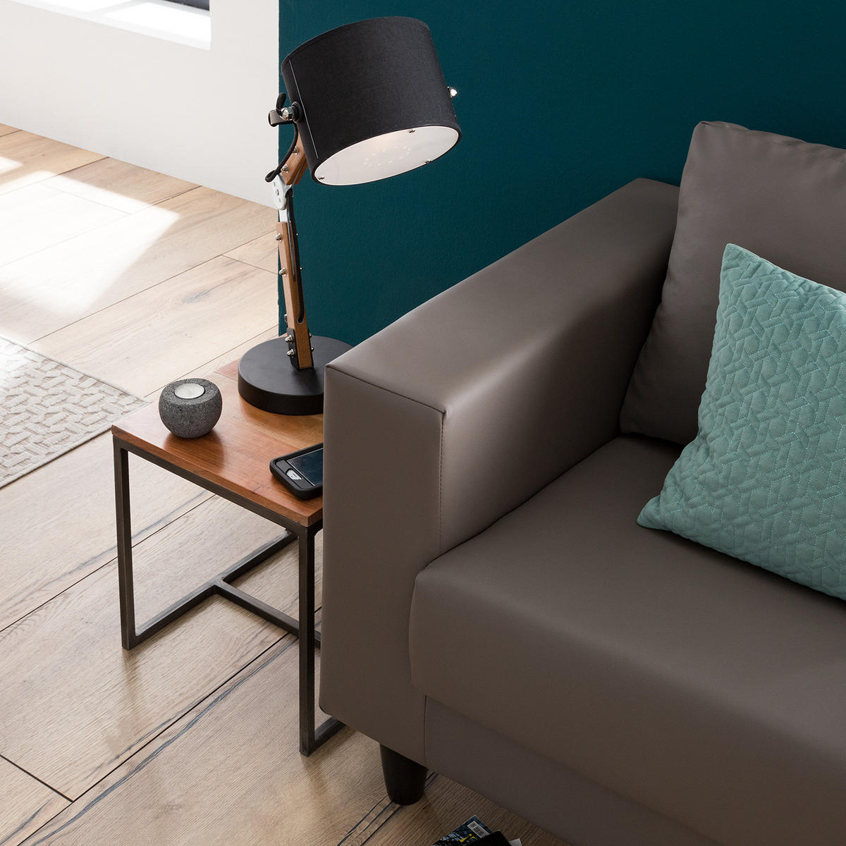 BEISTELLTISCH - Akazie massiv / Eisen - Akaziefarben, Holz (35/35/35cm) - home24