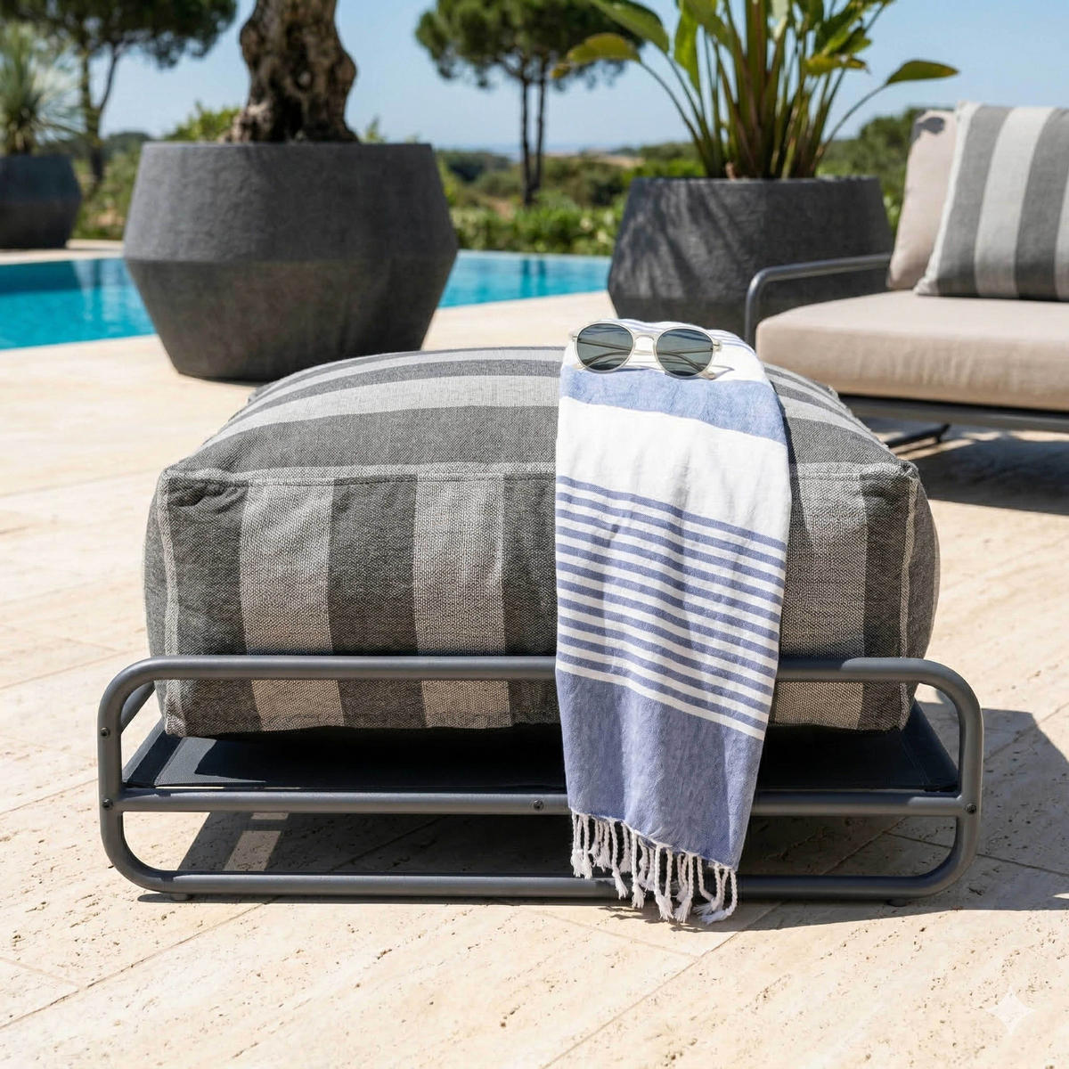 GARTENHOCKER, Grau - Grau, Textil (97/42/97cm) - Oviala