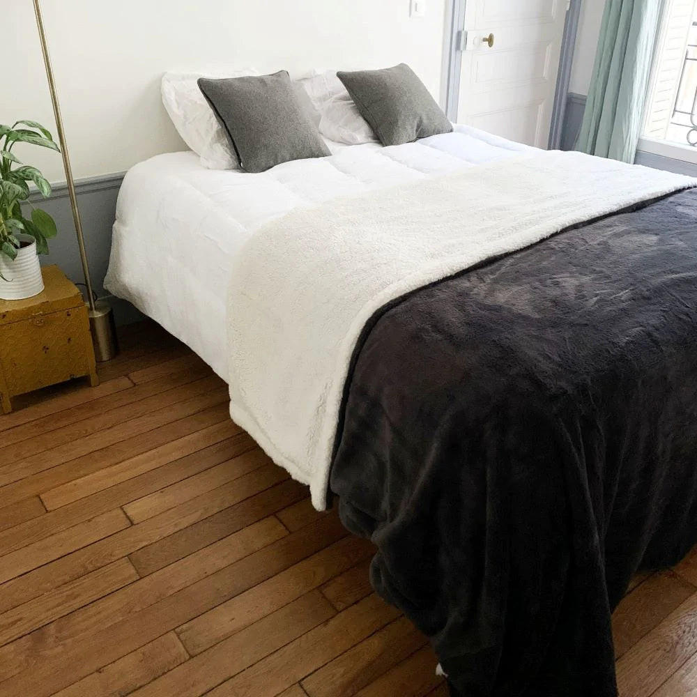 PLAID Fleecedecke XL Nachahmung "Kaninchen" 220 x 240 Grau - Grau, Textil (220/240cm) - LE COMPTOIR DE LA PLAGE