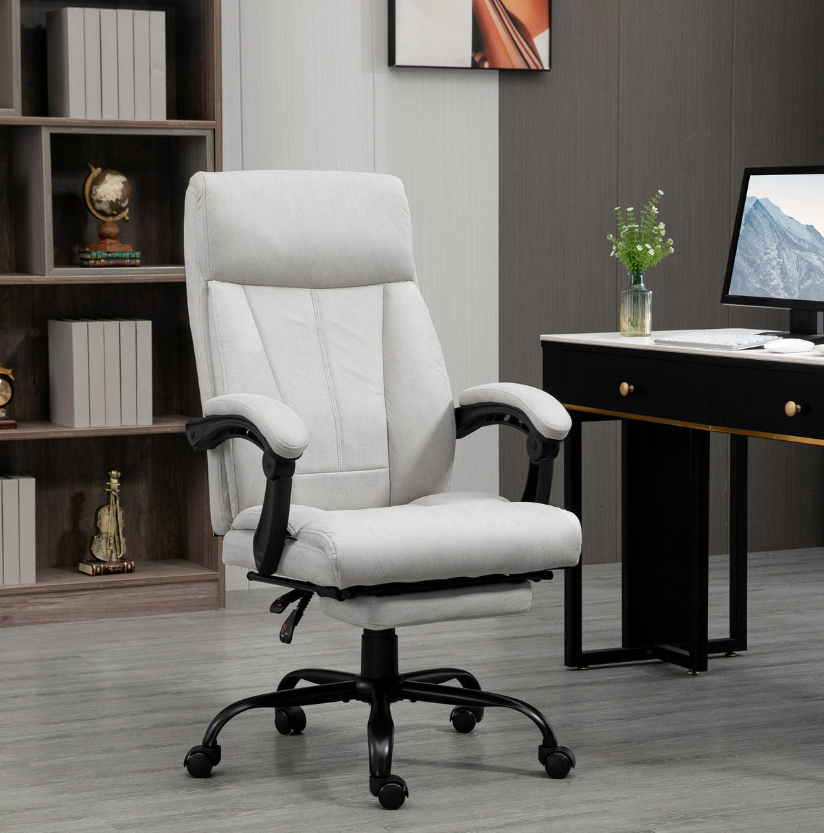 BÜROSTUHL mit Massage und Fußstütze Hellgrau - Hellgrau, Kunststoff (74/119/65cm) - Meubliv