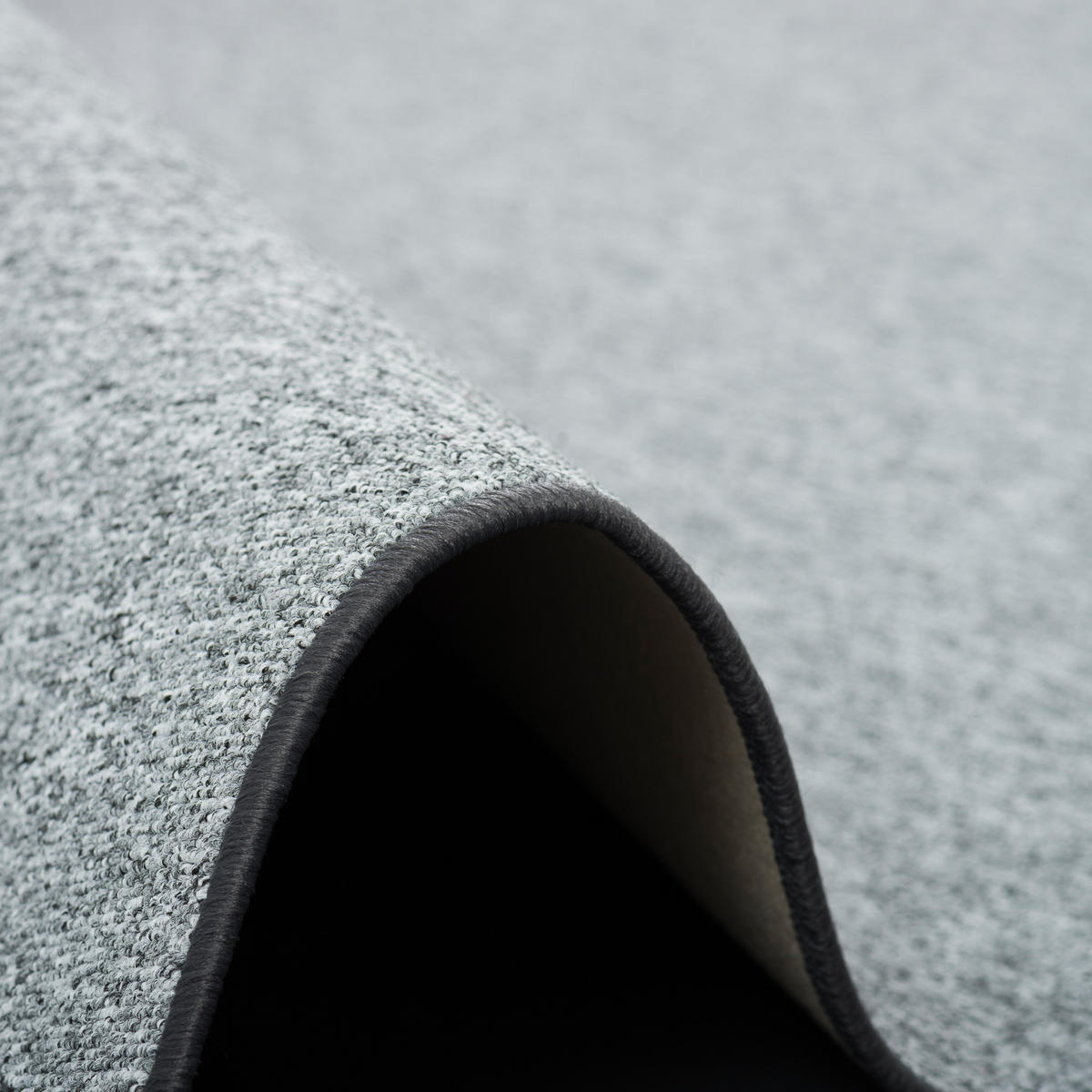 FEINSCHLINGEN VELOUR TEPPICH STRONG - Silberfarben, Textil (133/133cm) - Snapstyle