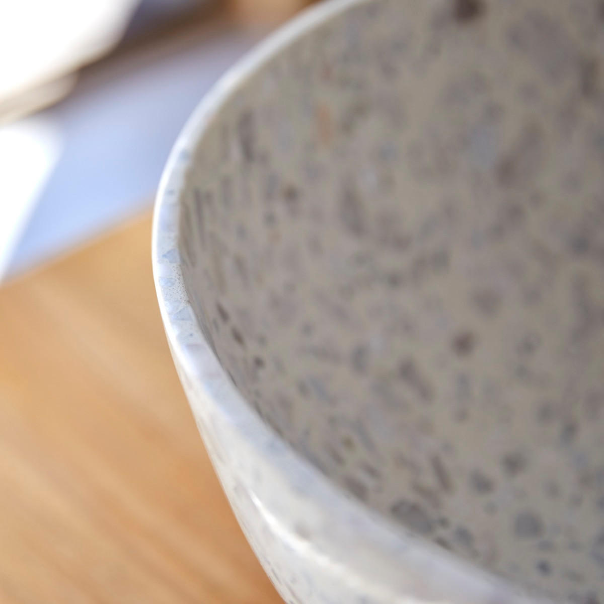 WASCHBECKEN Elea Beige aus Premium-Terrazzo - Beige, Stein (32/13/32cm) - Tikamoon