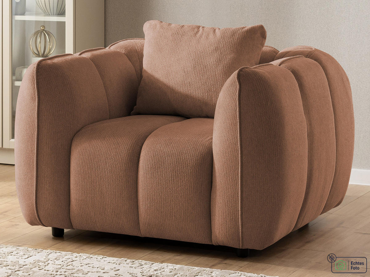 SESSEL Nubira in tief gesteppter Bubble-Optik aus weichem Terrakotta Strukturstoff im modernen Design - Terracotta/Schwarz, Holz/Kunststoff (115/69/89cm) - S-Style Möbel