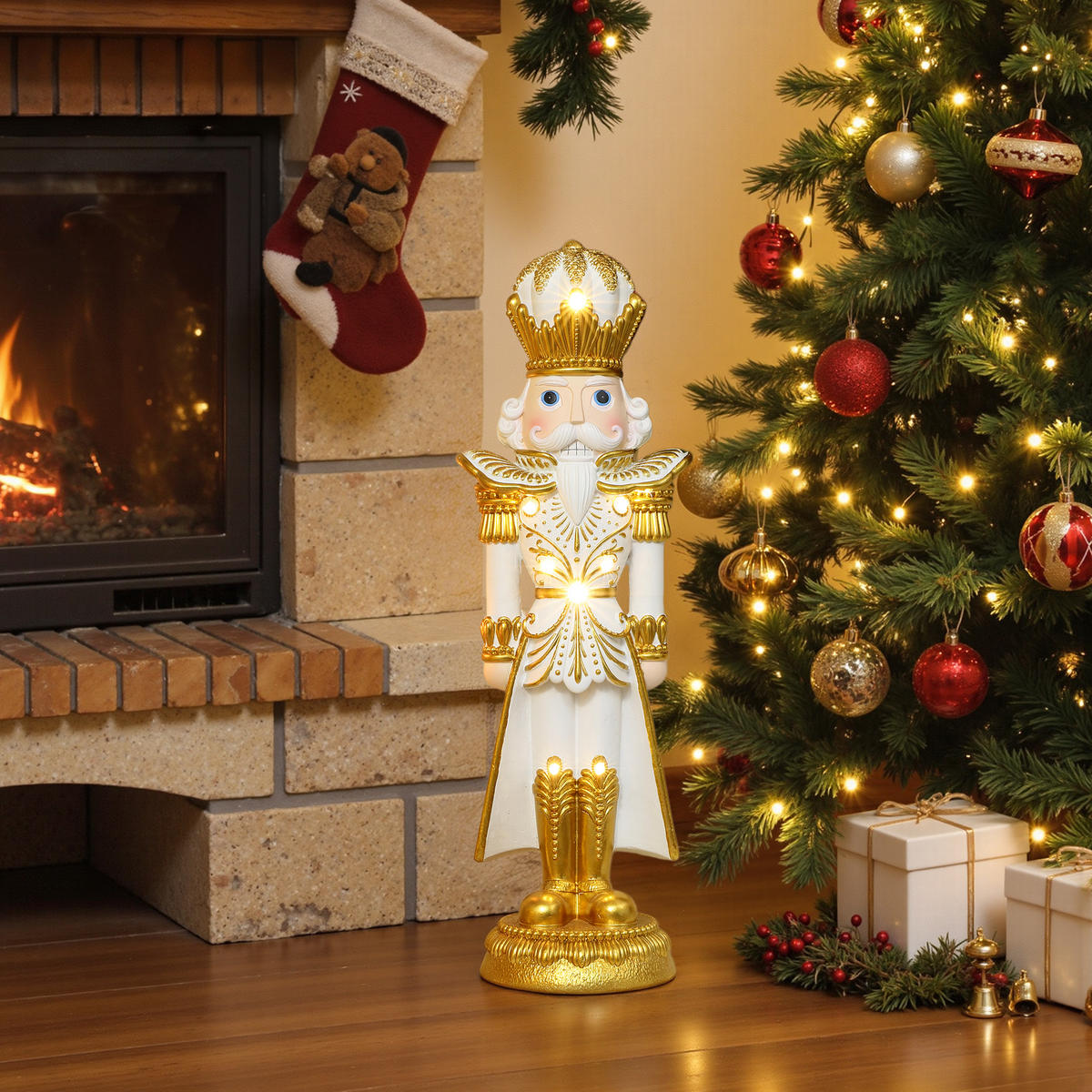 HOMETOPIA Nussknacker Figur 61 cm, Weihnachtsdeko mit 8 LEDs, Timer, MgO - Goldfarben, Naturmaterialien (16/61/19.5cm) - Hometopia
