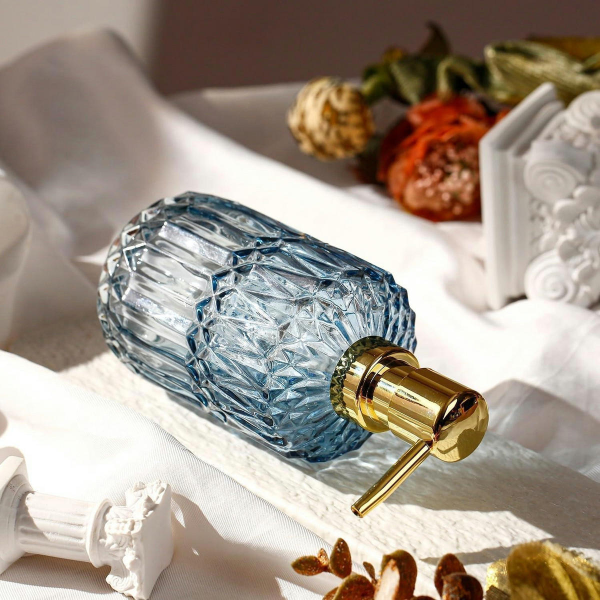 SEIFENSPENDER Glas Blau mit Diamantschliff-Design - Transparent, Glas (8/18.5/8cm)