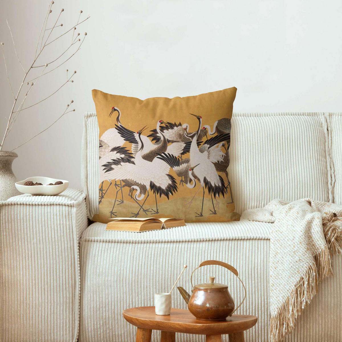 KISSENBEZUG Tanzende Kraniche im Freudentaumel 50/50 cm - Goldfarben, Textil (50/50cm) - Bilderwelten
