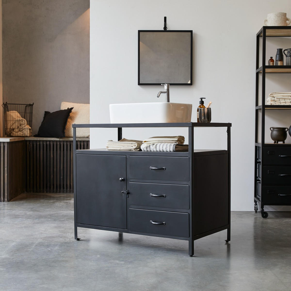 WASCHTISCHUNTERSCHRANK Industriel Schwarz aus Metall - Schwarz, Metall (95/80/55cm) - Tikamoon