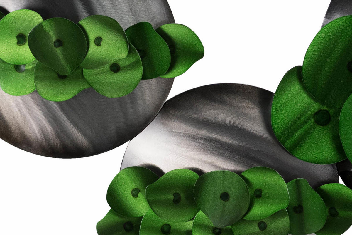 WANDDEKO Grün 142/59 cm - Beige/Grün, Metall (2.2/59/11cm) - KUNSTLOFT