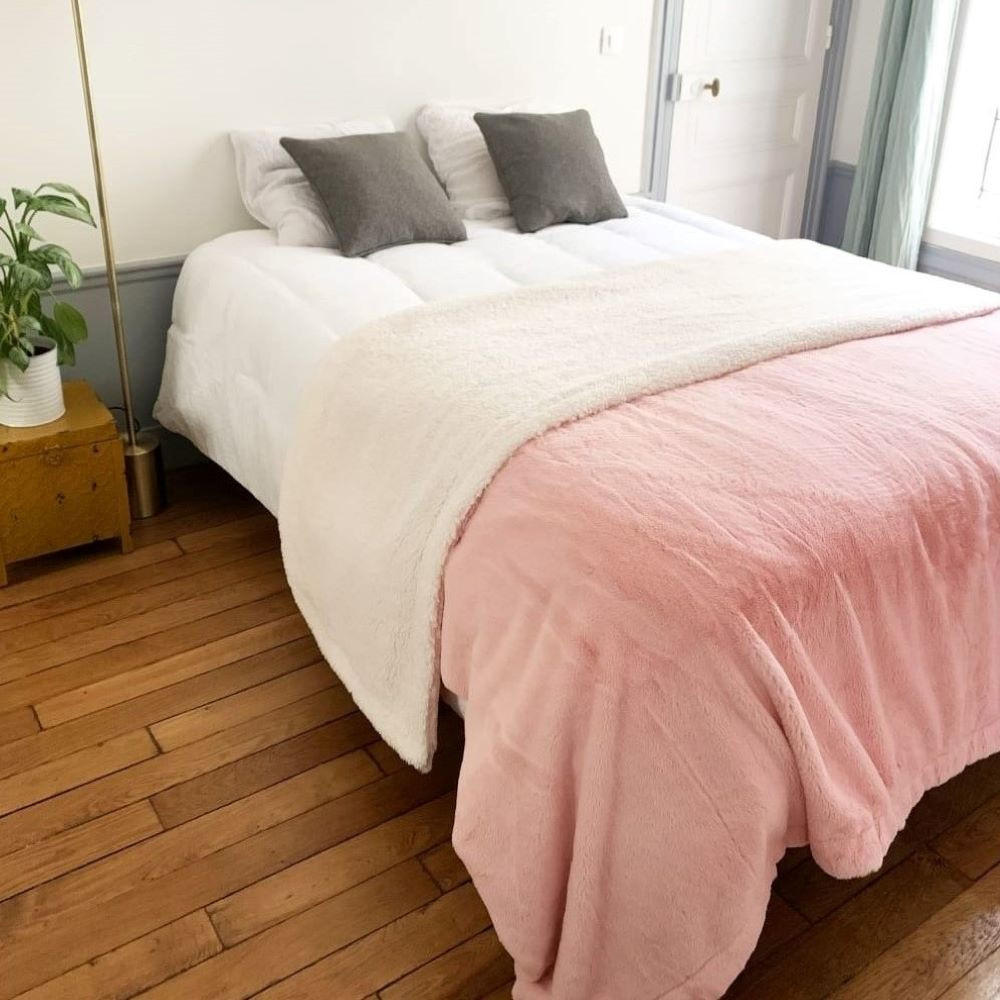 PLAID Fleecedecke XL Nachahmung "Kaninchen" 220 x 240 Rosa - Pink, Textil (220/240cm) - LE COMPTOIR DE LA PLAGE