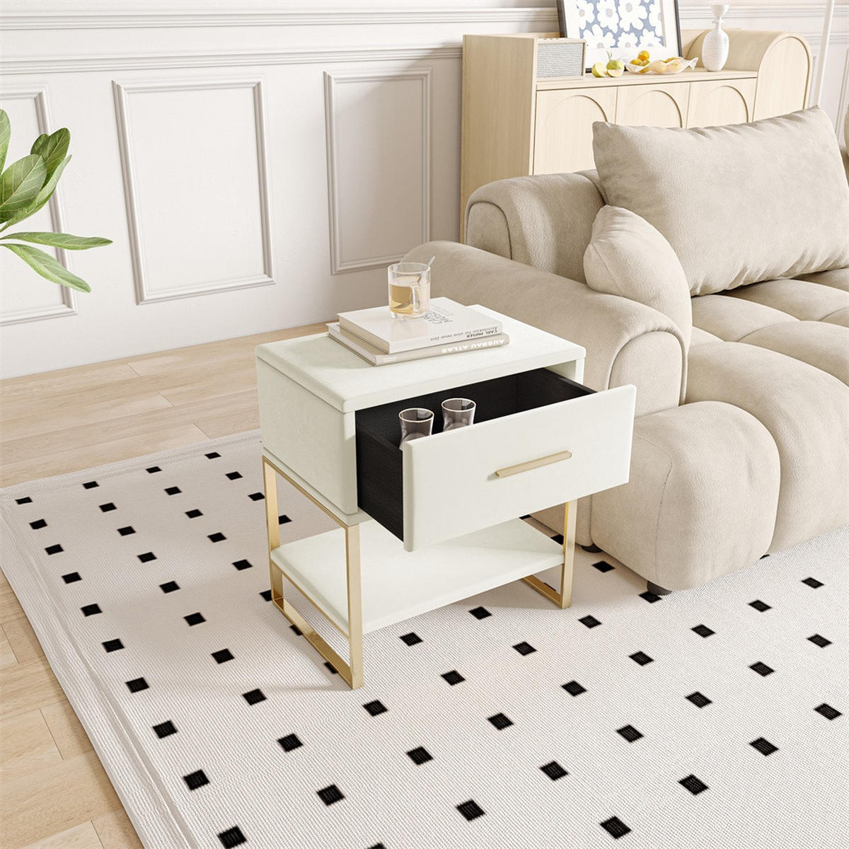 NACHTTISCH mit 1 Schublade & Offenem Fach - Nachtkommode Samtbezug & goldenes Metallgestell - 2er Set - Beige - Weiß, Textil (40/50/31cm) - DELFA