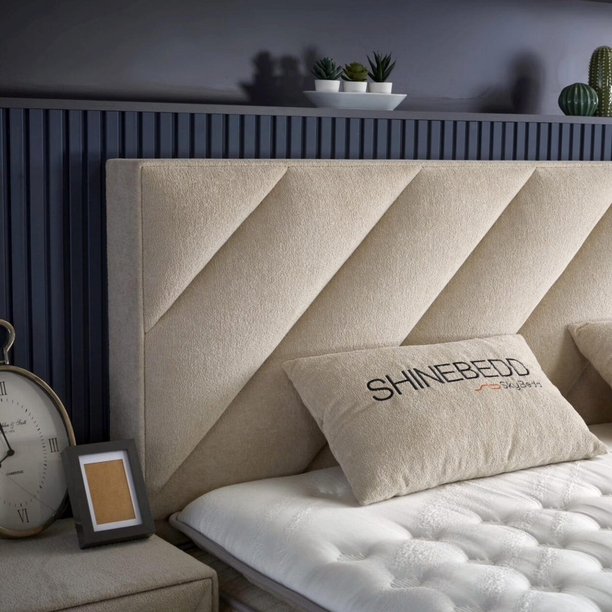 BOXBETT Shine Bett boxspringbett 120x200 mit matratze - Beige, Holz (120/200cm)