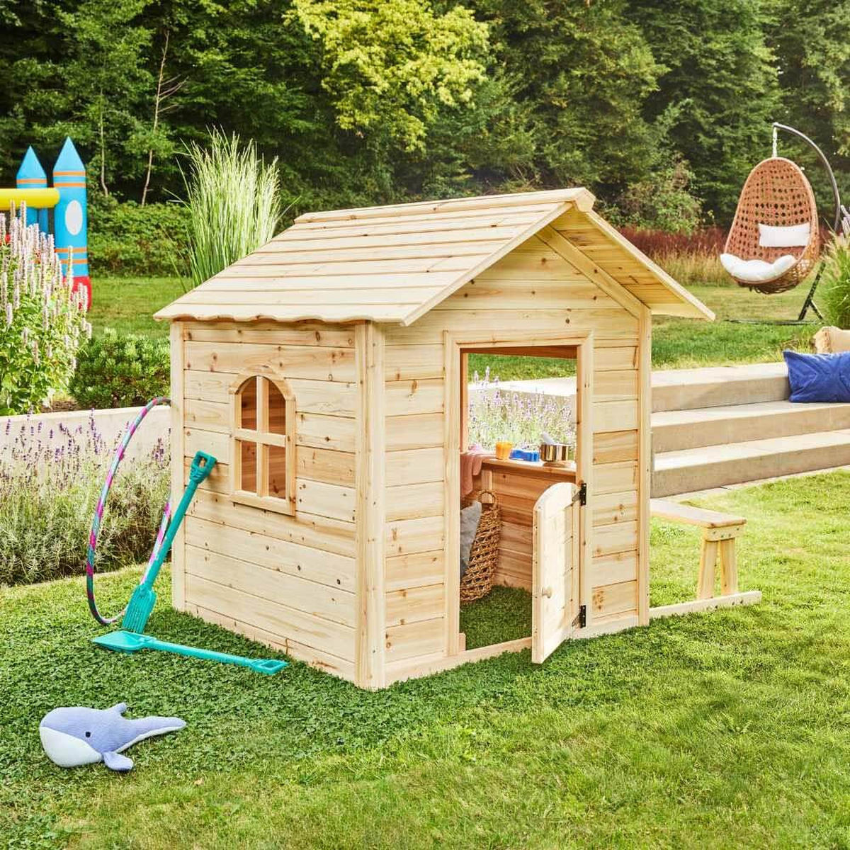 SPIELHAUS DER GROSSE PALAST - 106 x 111 cm Natur mit Bank - Naturfarben, Holz (118.2/132.5/111cm) - Home Deluxe