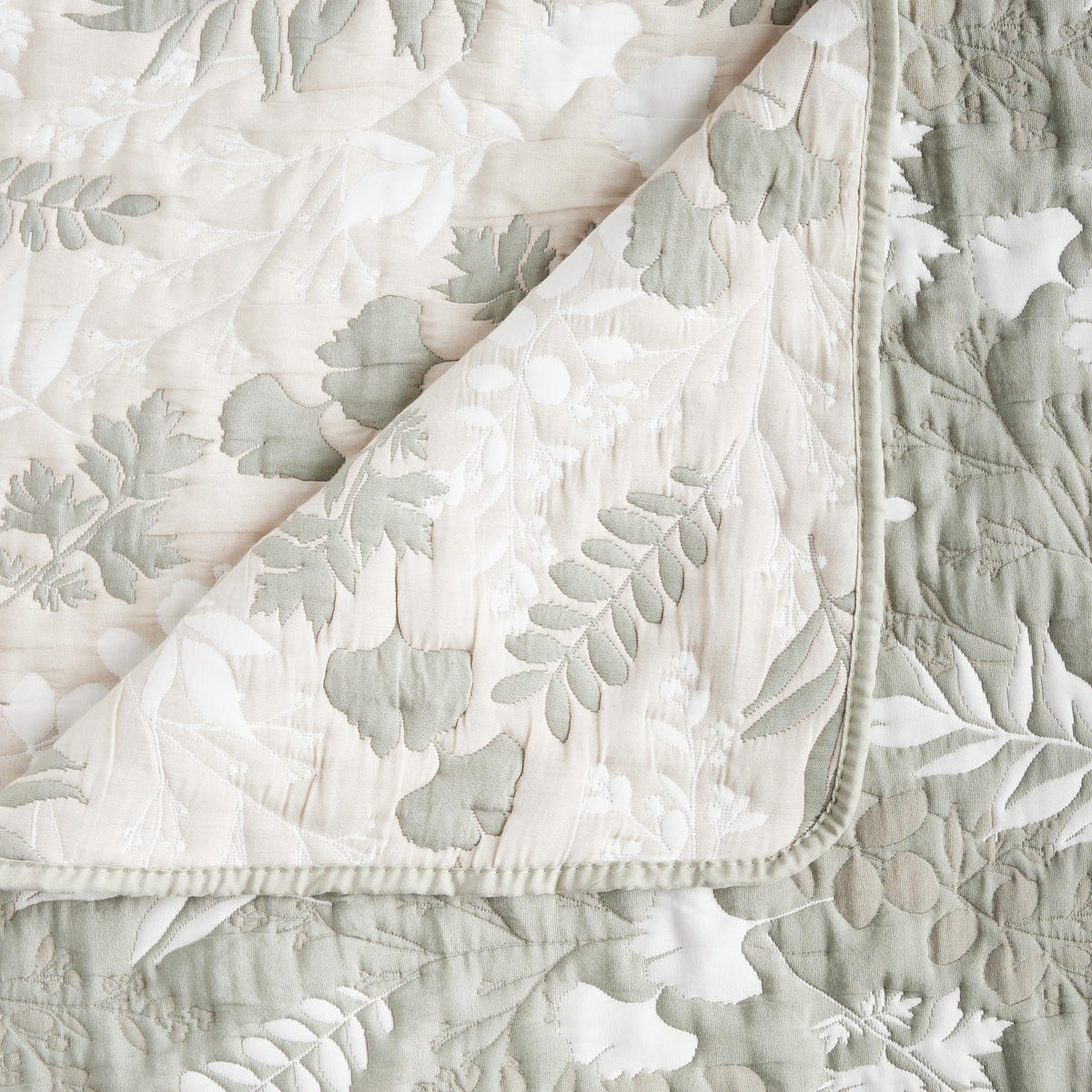 TAGESDECKE Florena - Hellgrün, Textil (200/220cm) - home&you